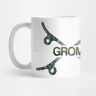 Grom skateboarder grunge print Mug